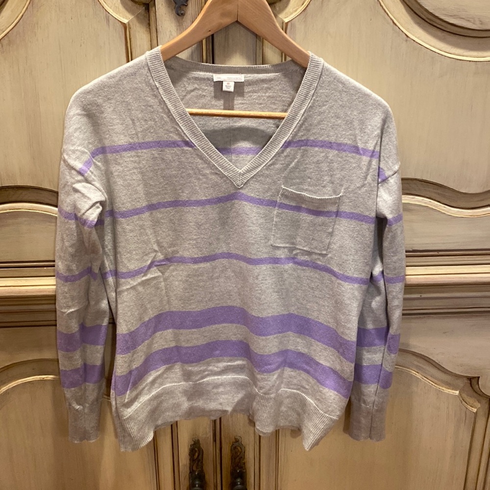 Cute Gap Factory thin cotton sweater